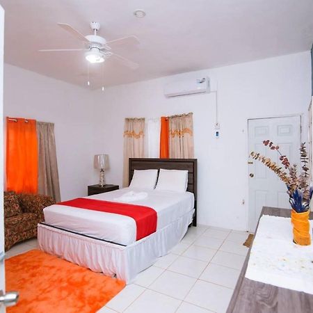 Saint Maryʼs Suzette Guesthouse Accommodations المظهر الخارجي الصورة
