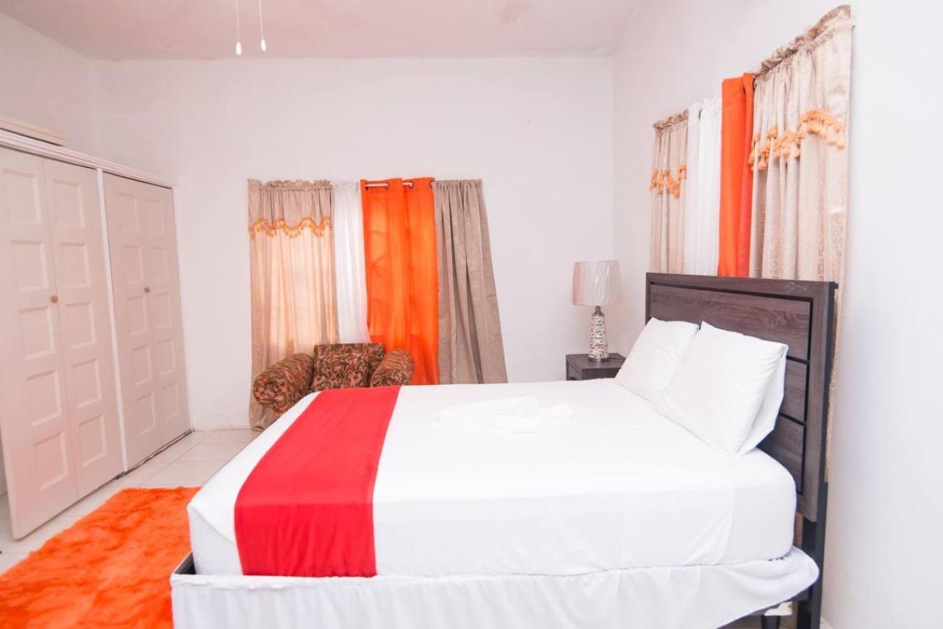 Saint Maryʼs Suzette Guesthouse Accommodations المظهر الخارجي الصورة