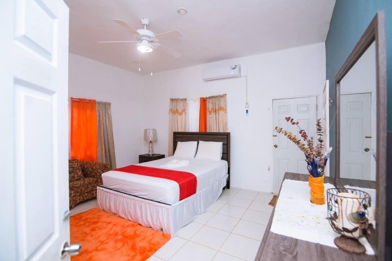 Saint Maryʼs Suzette Guesthouse Accommodations المظهر الخارجي الصورة